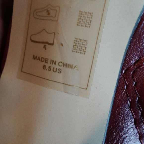 Red knee high suede boots - Picture 8 of 8